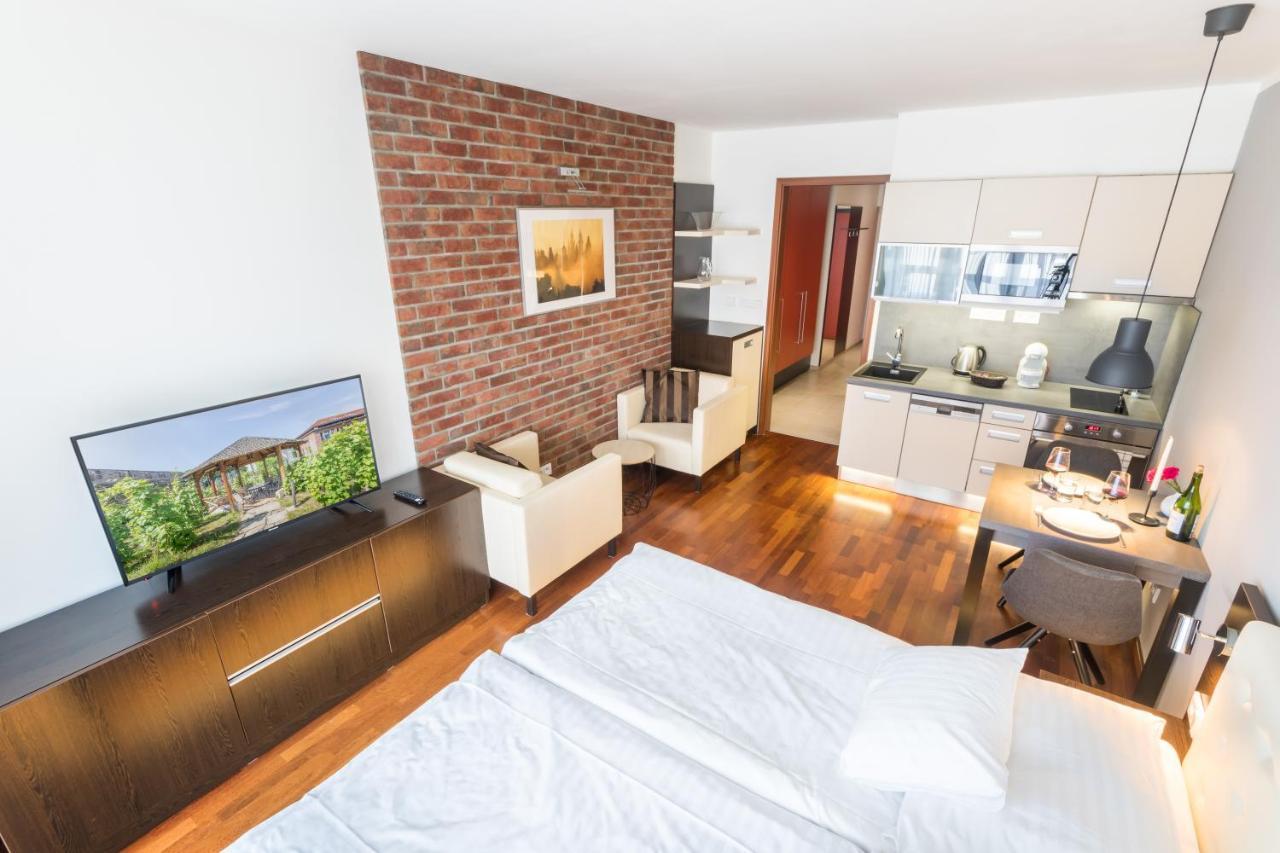 Albertov Rental Apartments Prag Exterior foto