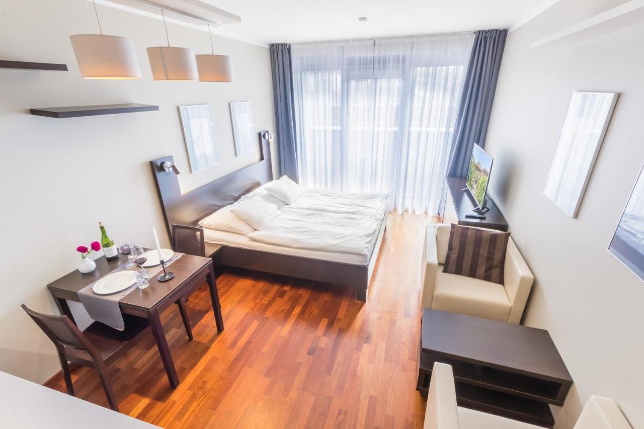 Albertov Rental Apartments Prag Zimmer foto