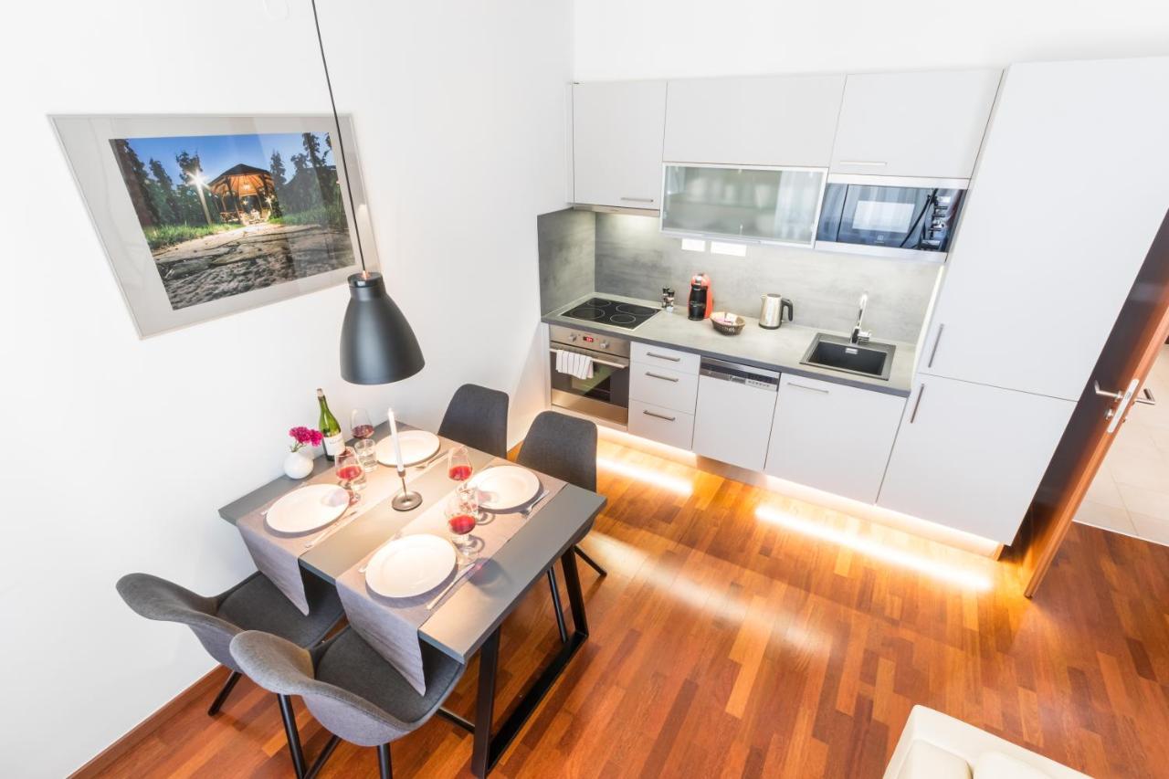 Albertov Rental Apartments Prag Exterior foto